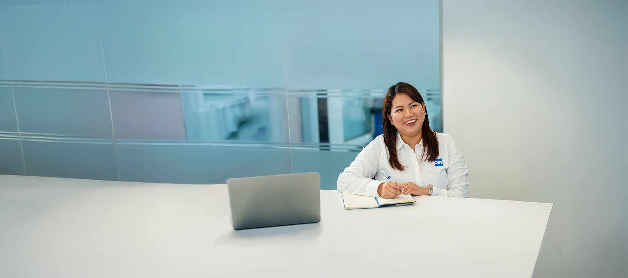 oeg-contact-banner-me-3600x1600